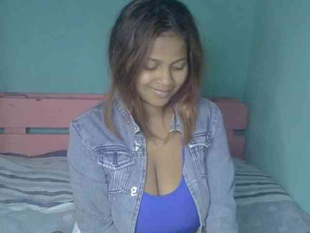 Bellalabelle webcam