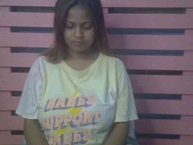 Bellalabelle webcam