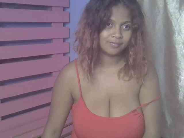 Bellalabelle webcam