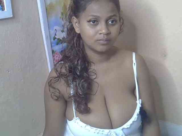 Bellalabelle webcam