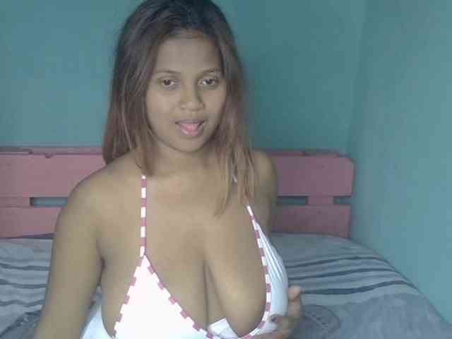 Bellalabelle webcam
