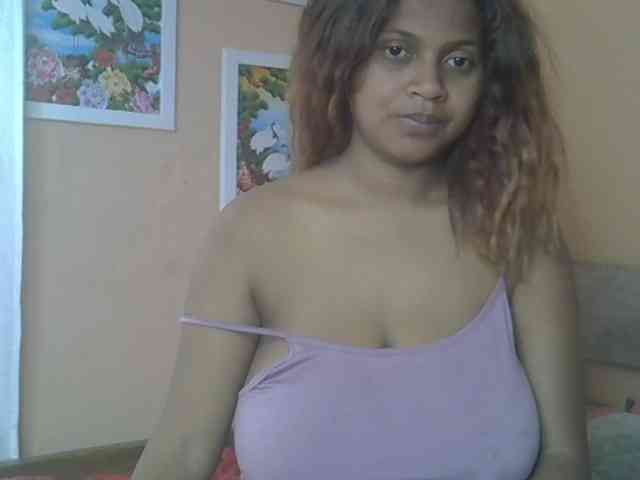 Bellalabelle webcam
