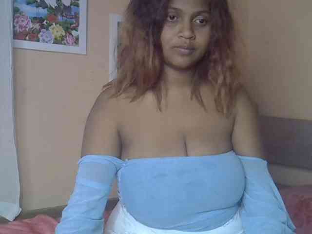 Bellalabelle webcam