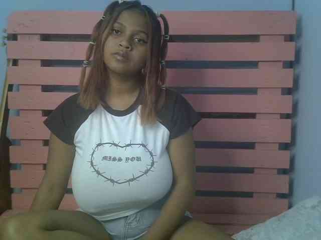 Bellalabelle webcam
