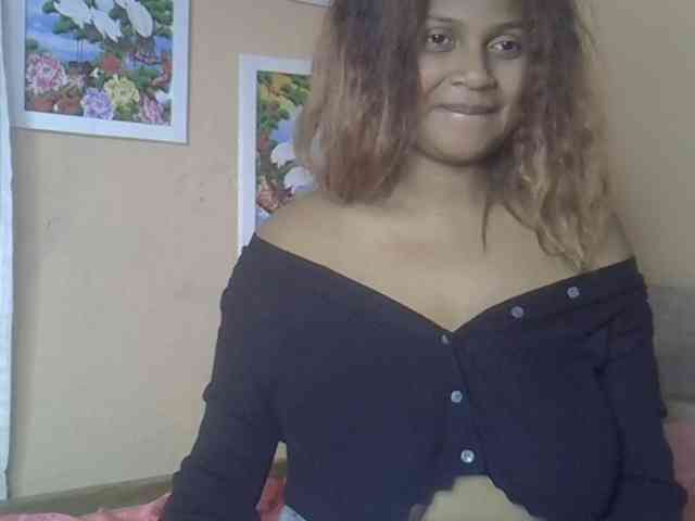 Bellalabelle webcam