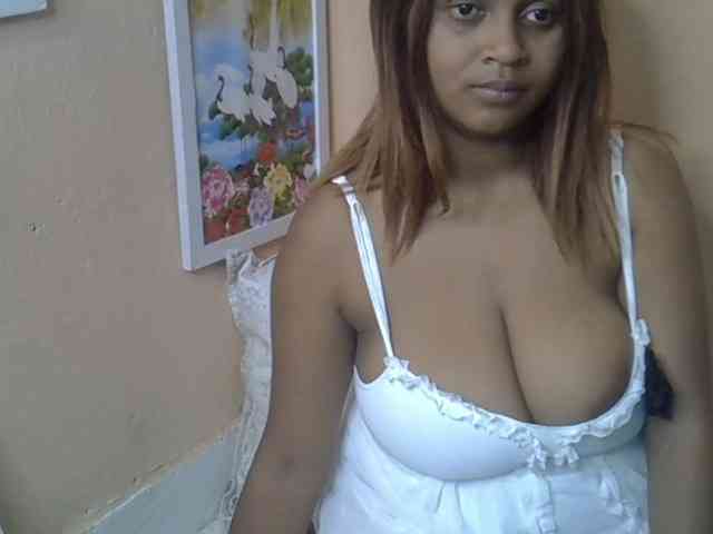 Bellalabelle webcam
