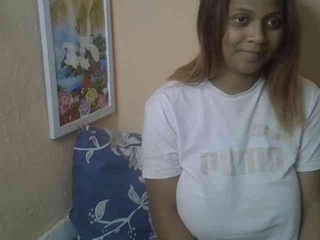 Bellalabelle webcam
