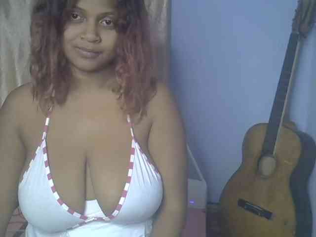 Bellalabelle webcam