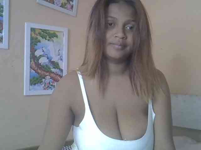 Bellalabelle webcam