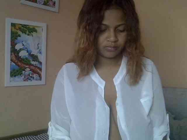 Bellalabelle webcam