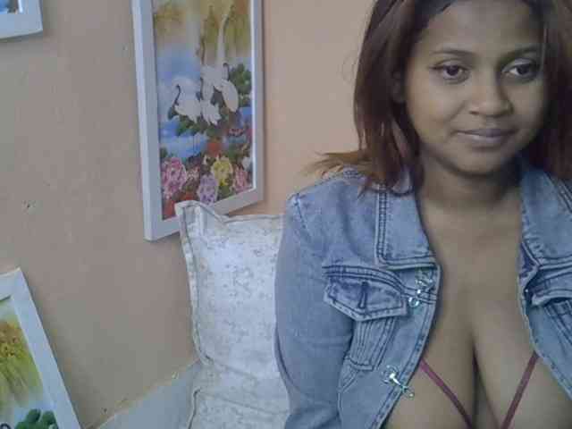 Bellalabelle webcam