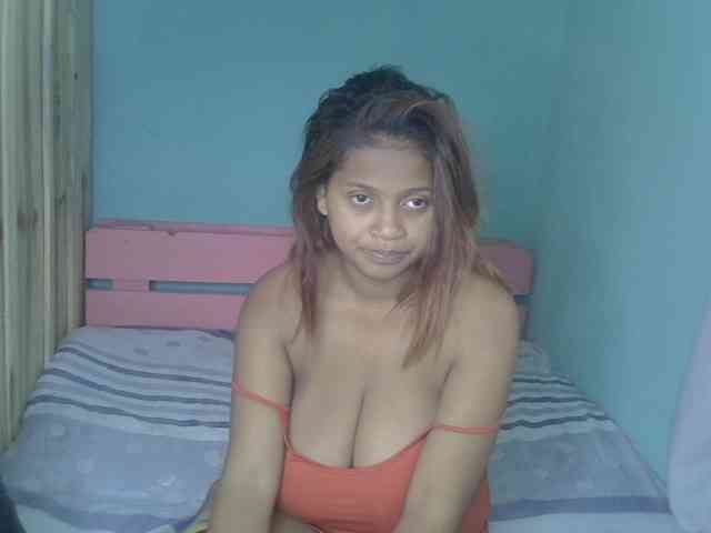 Bellalabelle webcam