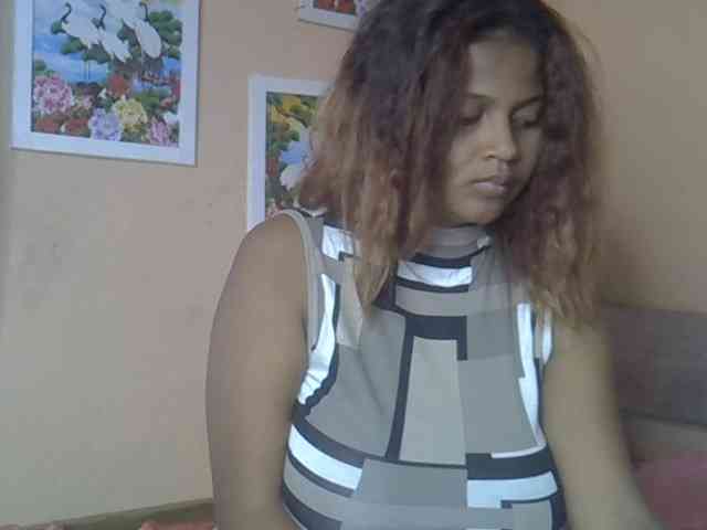 Bellalabelle webcam