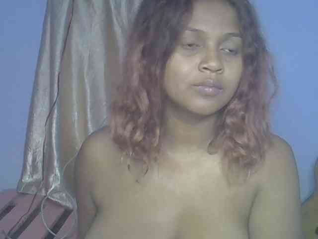 Bellalabelle webcam
