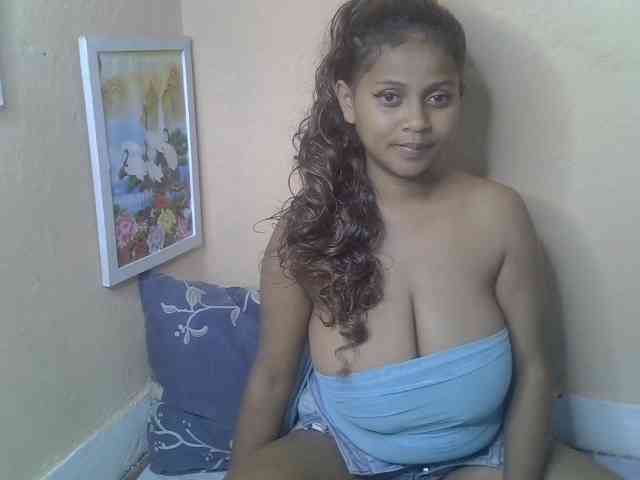 Bellalabelle webcam