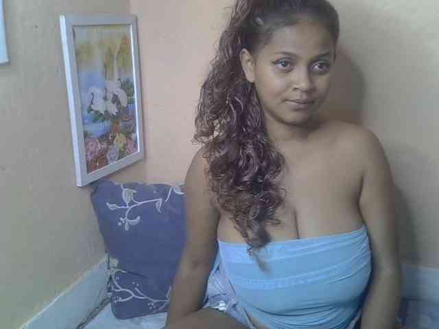 Bellalabelle webcam