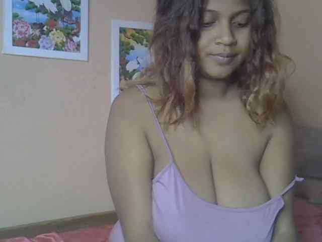 Bellalabelle webcam