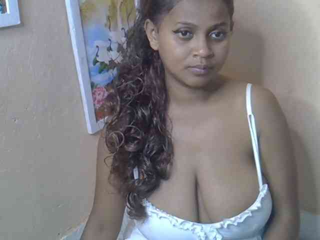 Bellalabelle webcam