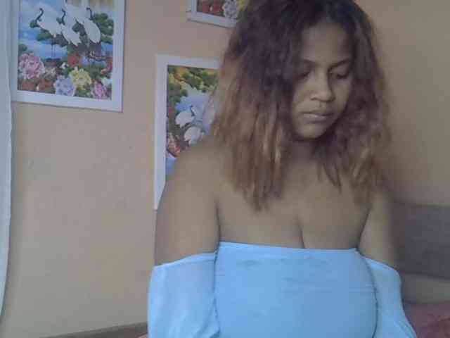 Bellalabelle webcam