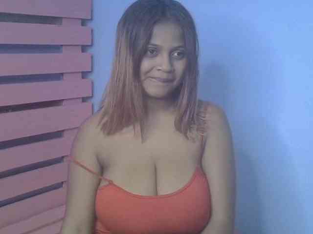 Bellalabelle webcam