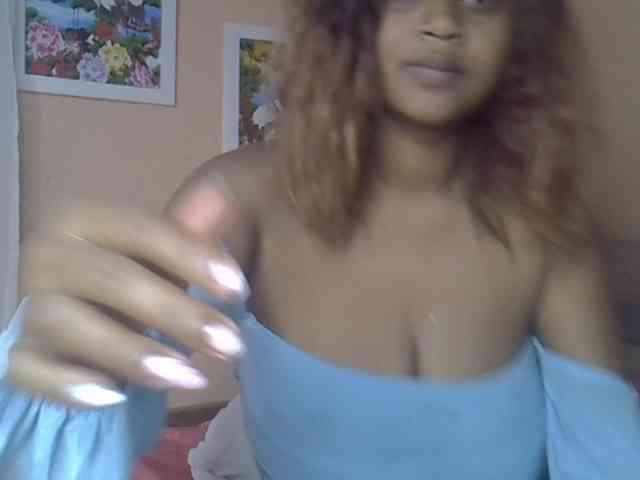 Bellalabelle webcam