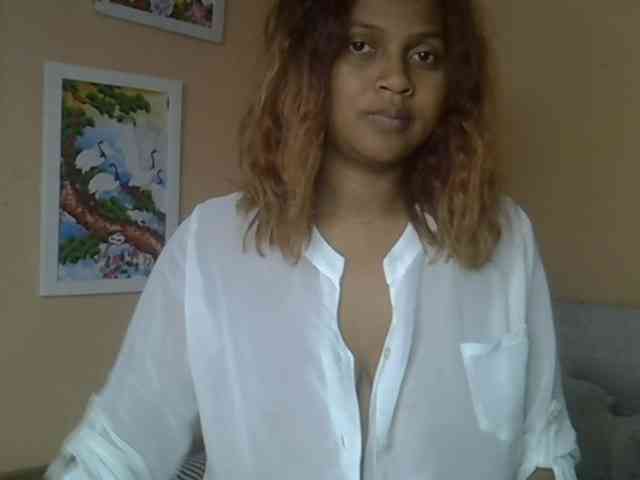 Bellalabelle webcam