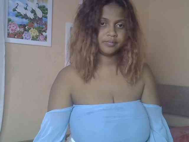 Bellalabelle webcam