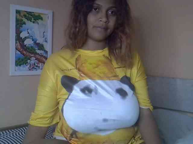 Bellalabelle webcam