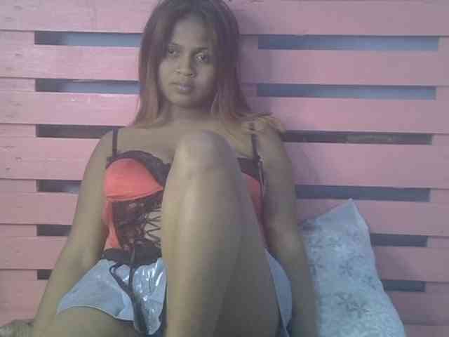 Bellalabelle webcam