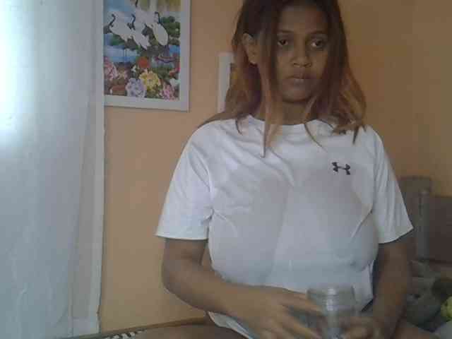 Bellalabelle webcam