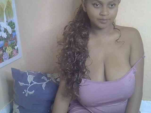 Bellalabelle webcam
