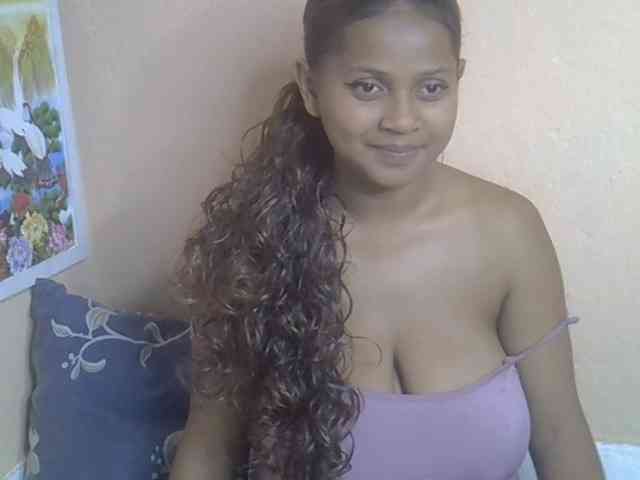 Bellalabelle webcam