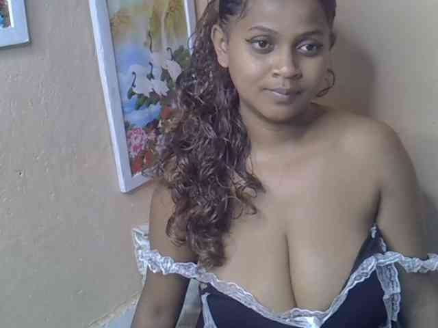 Bellalabelle webcam