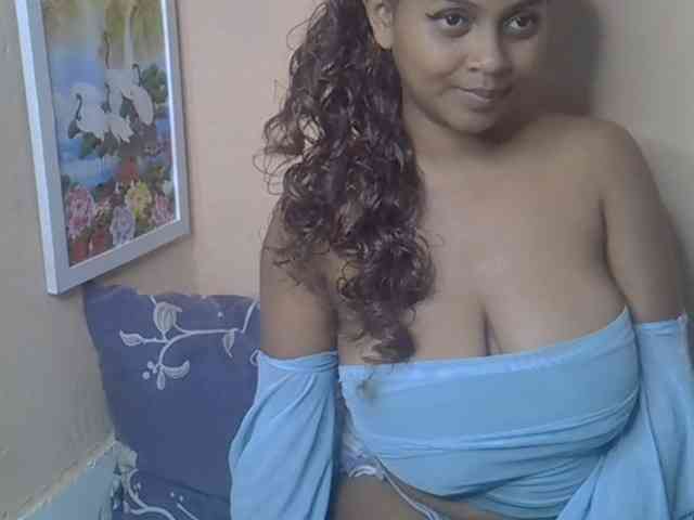 Bellalabelle webcam