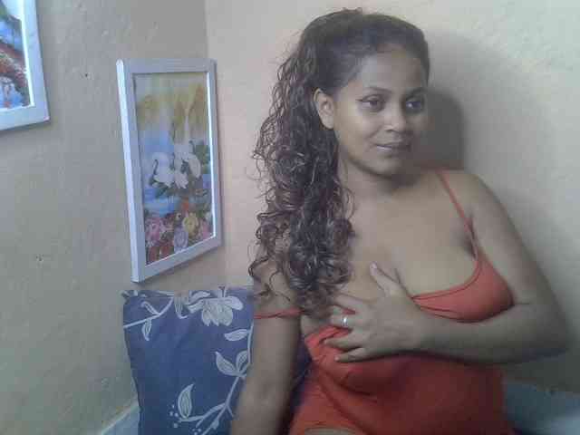Bellalabelle webcam