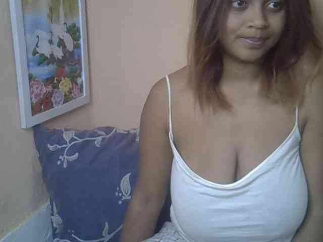 Bellalabelle webcam