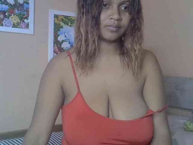 Bellalabelle webcam