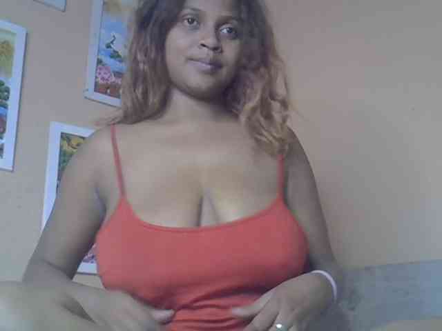 Bellalabelle webcam