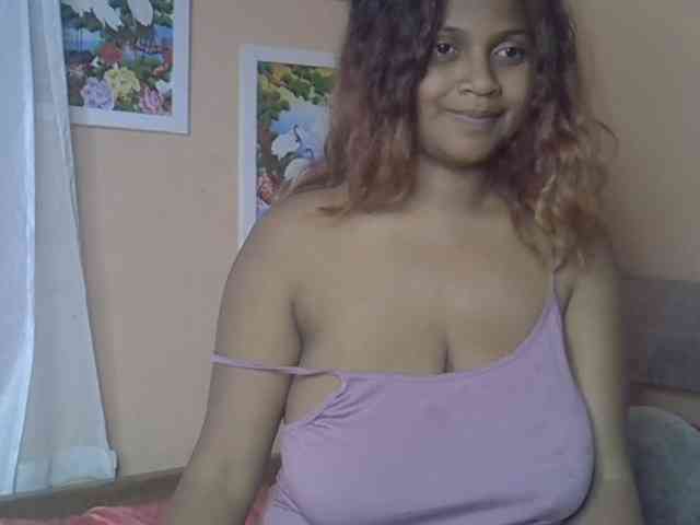 Bellalabelle webcam