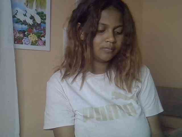Bellalabelle webcam