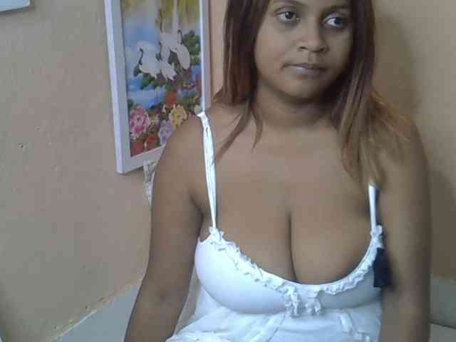Bellalabelle webcam