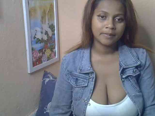 Bellalabelle webcam