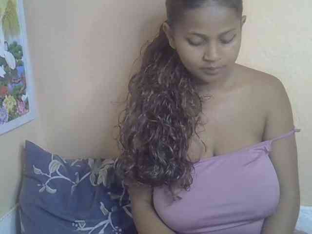 Bellalabelle webcam