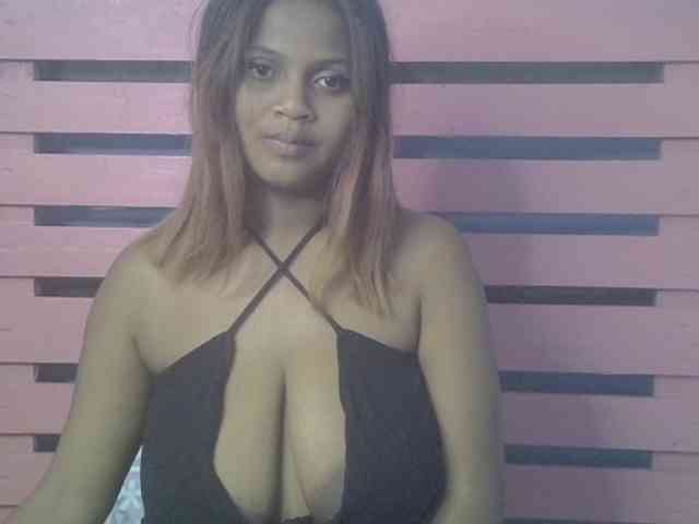 Bellalabelle webcam
