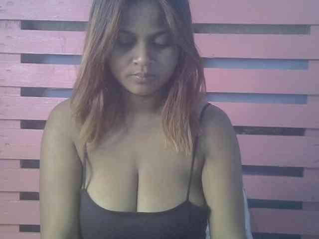 Bellalabelle webcam