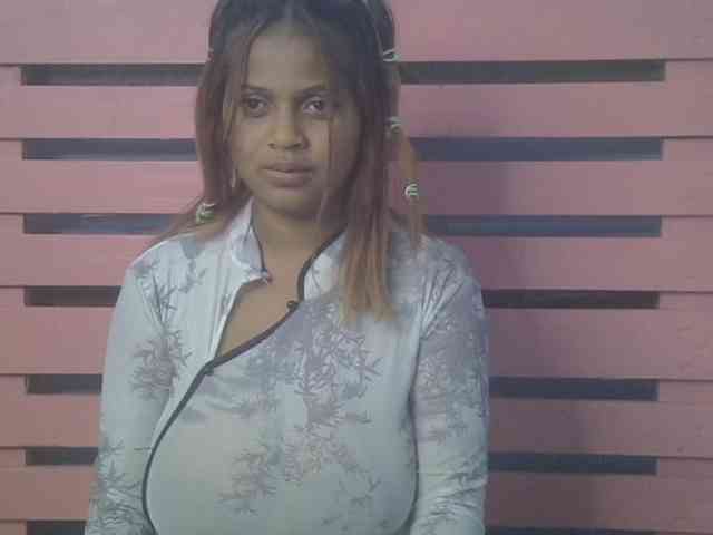 Bellalabelle webcam
