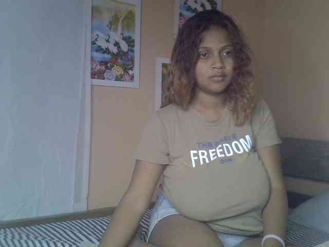 Bellalabelle webcam