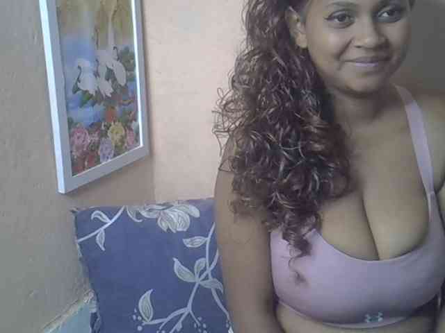 Bellalabelle webcam