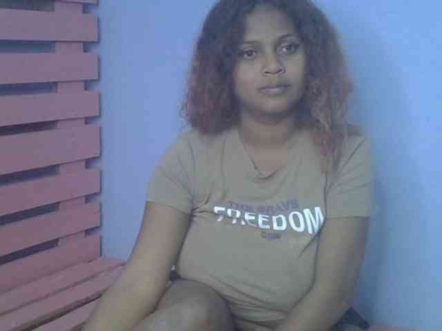 Bellalabelle webcam