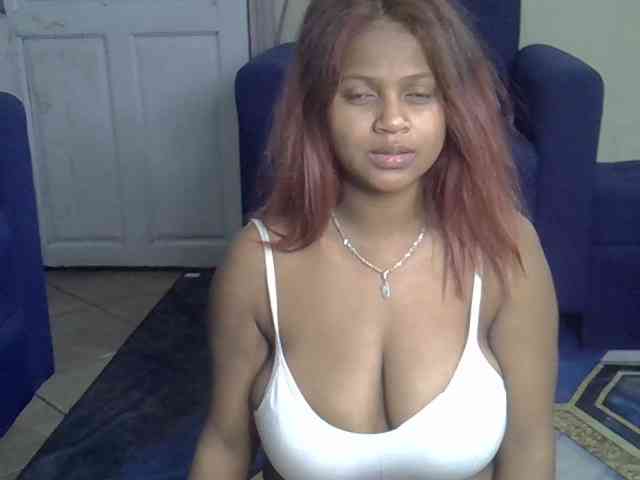 Bellalabelle webcam